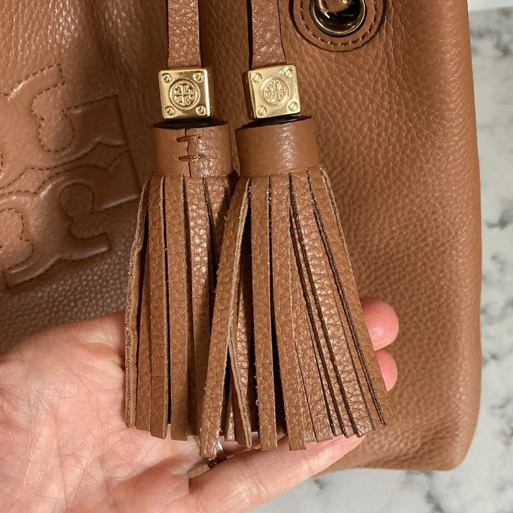 Tory Burch Slouchy Thea Chain Tote - Picture 2 of 16